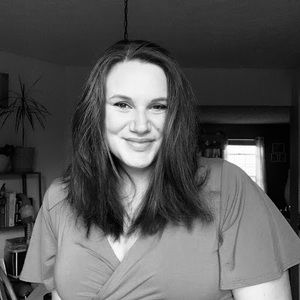 Meet your Posher, Alaina